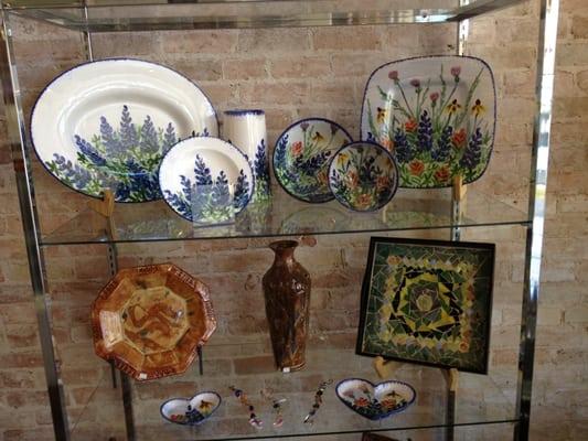 Pottery and mosaics at Artmakers.