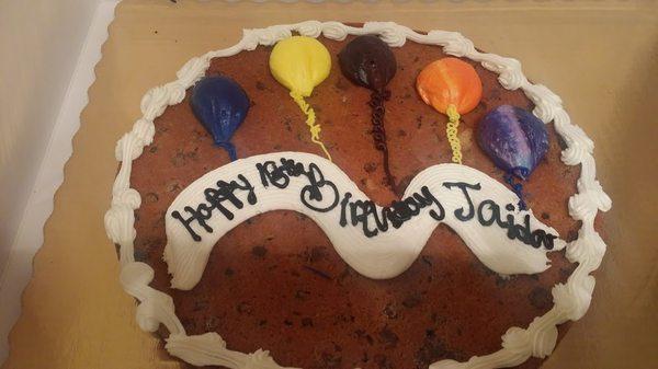 The awful cookie cake they created for my daughter's 18th birthday. DO NOT USE THEM FOR CUSTOM CAKES