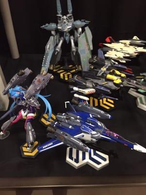 Macrossworld con 2015 display