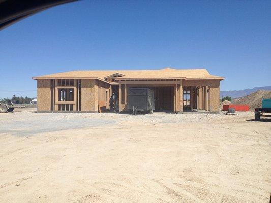 CUSTOM NEW CONSTRUCTION OR NEWLY BUILT MODELS AVAILABLE. CALL FOR INFO.