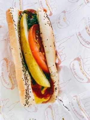 Relish Chicago Hot Dogs