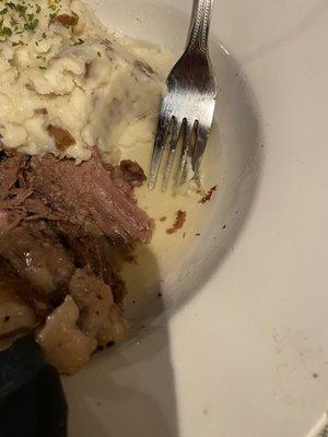 More brisket and mash potatoes swimming in grease!