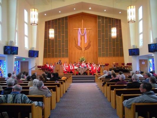 Sanctuary facing forward w/choir