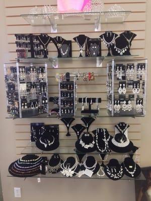 50% off jewelry, gloves, shoes, purses, gifts (get your friend that "emergency bride kit" gift now!)