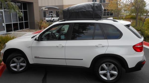 BMW X5 with RoofBag Cross Country 15 cu ft.