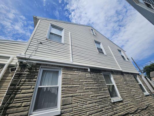 Channels neatly placed to make it look clean with the siding.