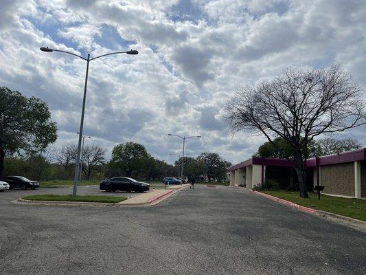 Willie Mae Kirk Branch - Austin Public Library