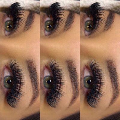 Mega volume lashes!