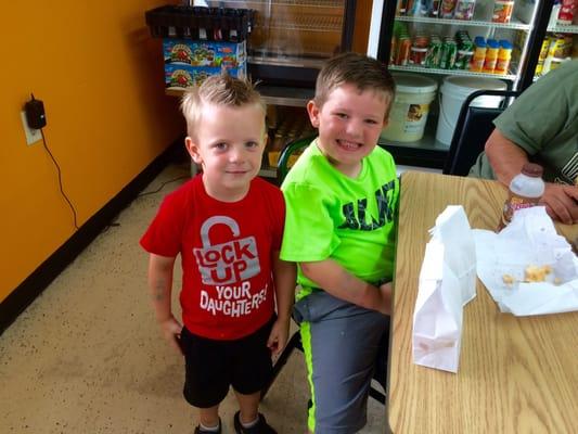 Happy boys with happy stomachs!