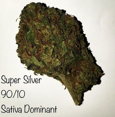 Looks sort of like Michigan Key note scent is well...weed #supersilver