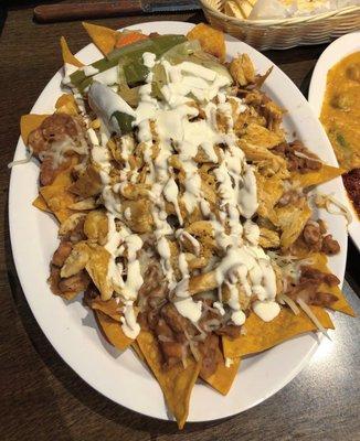 Nachos with Polllo ($12)