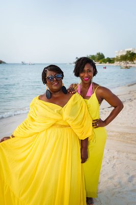 In Jamaica with our Dream Girl earrings!!