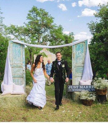 Beautiful doors from Rain Bird Gallery that made the perfect separation from ceremony to reception