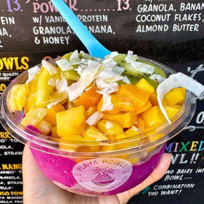 Electric mermaid pitaya bowl