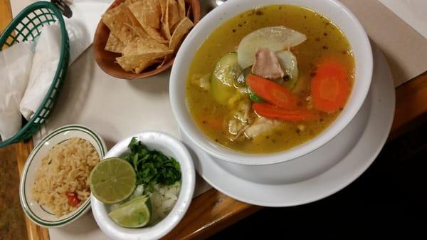 Caldo De Pollo