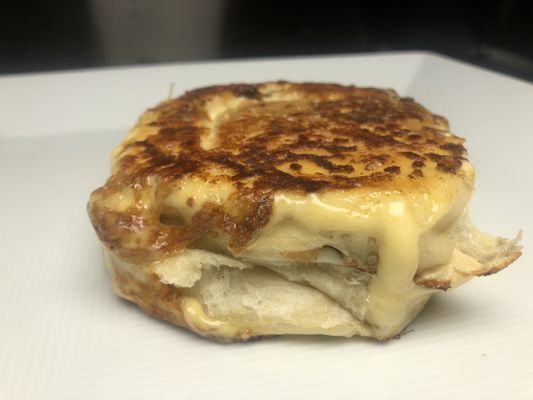 Griddled cheese with bacon jam