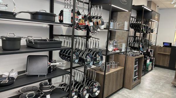 Zwilling Factory Outlet - Vacaville