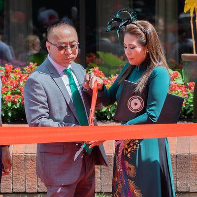 The two founders of First Senior Center and 1st FSC Healthcare, Mrs. Von Trần and Mr. Cuong Ly