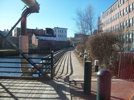 walk along the canal