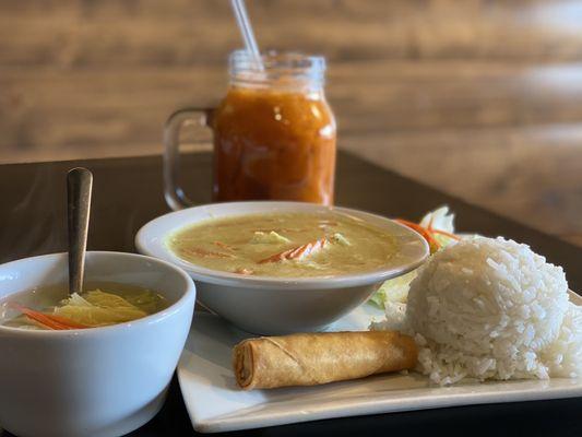 Yellow Curry Lunch Special and Vegan Thai Tea is always amazing here!!! I'm never disappointed, a must have!!