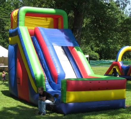 This is an 18' Super Slide that all kids big and small love!!