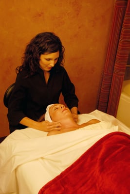 Kristy Manning, medical aesthetician, AlluraDerm MD Med Spa