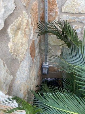 Outdoor electrical outlets install