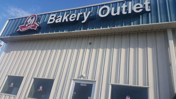 Aunt Millie's Bakery Outlet