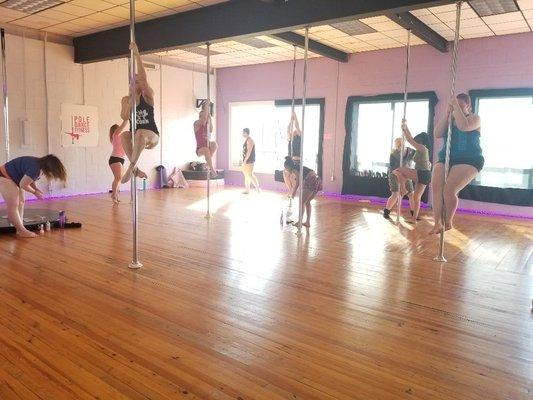 Pole Dance Fitness