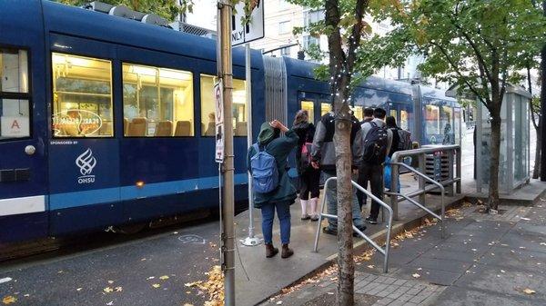 Rainy October streetcar life