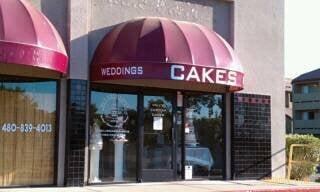 Vali's Custom Cakes & Sweet Creations