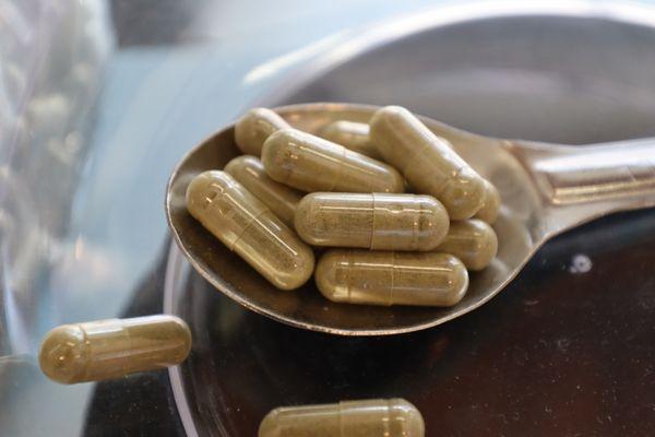 Kratom capsules