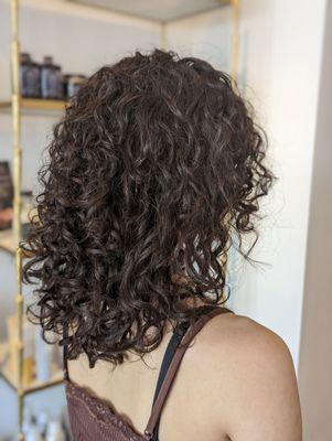 Curly haircut