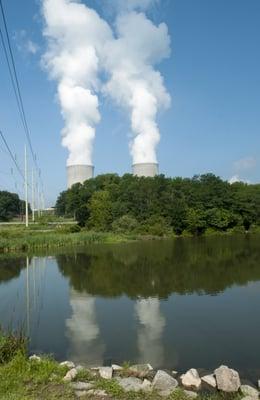 Power plant cooling towers