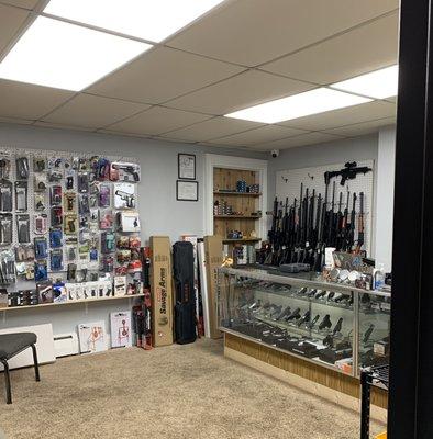 Firearms, Ammo, Magazines, Knives  and Accessories