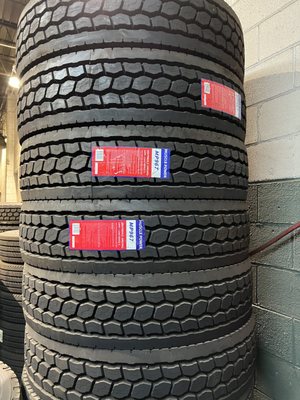 Muscle Power MP967
285/75R24.5  14PLY