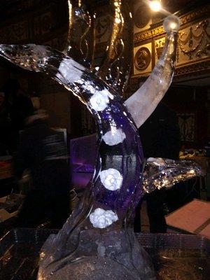 Finished ice sculpture