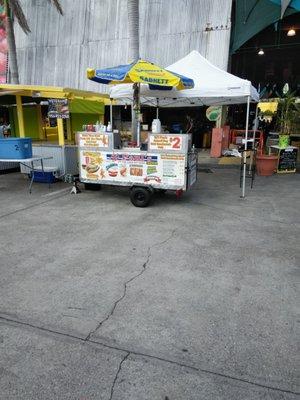 Njpauls Off the Chain Hotdogs Catering