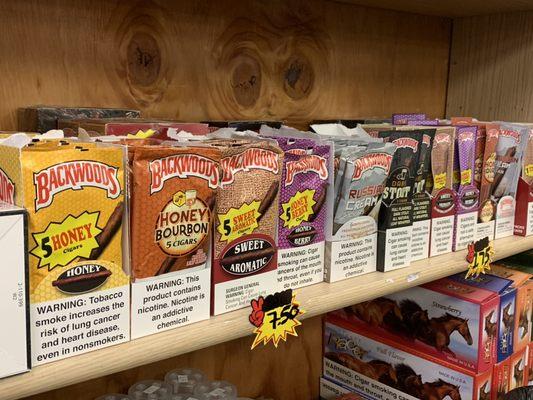 Don't forget we have your favorite wraps, cigars ,and leafs including all the BACKWOODS flavors!
Come stop by today!