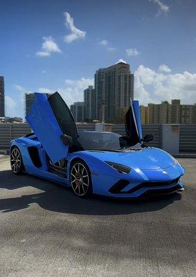 Reserve Now the Lamborghini Aventador