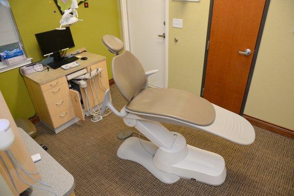 Buda Kids Teeth Exam Room