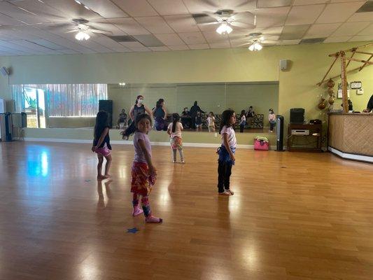 Alohi's Polynesian Dance Studio