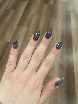 Sparkly acrylics