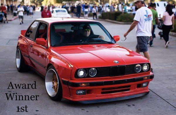 Award winning widebody BMW E30! Ready Garage paint job.