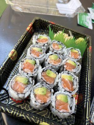 Tuna & Avocado roll