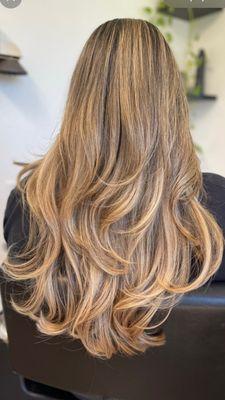 Highlight refresh with cut and blowout style