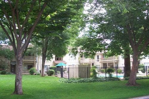 Pool/Courtyard Area