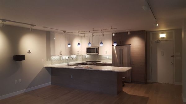 Fully remodeled condo in Bethesda