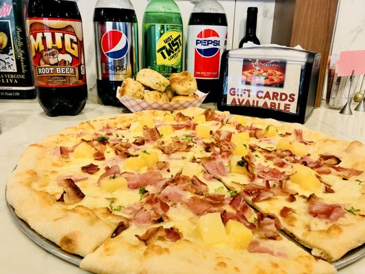 Pineapple Hawaiian Pizza