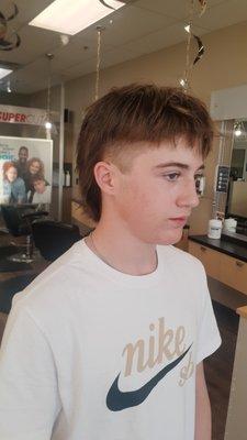 So what hockey isnt in season! Do what he did? Get a new cut for some fun in the sun. Looking forward to the 'Yotes! by jon